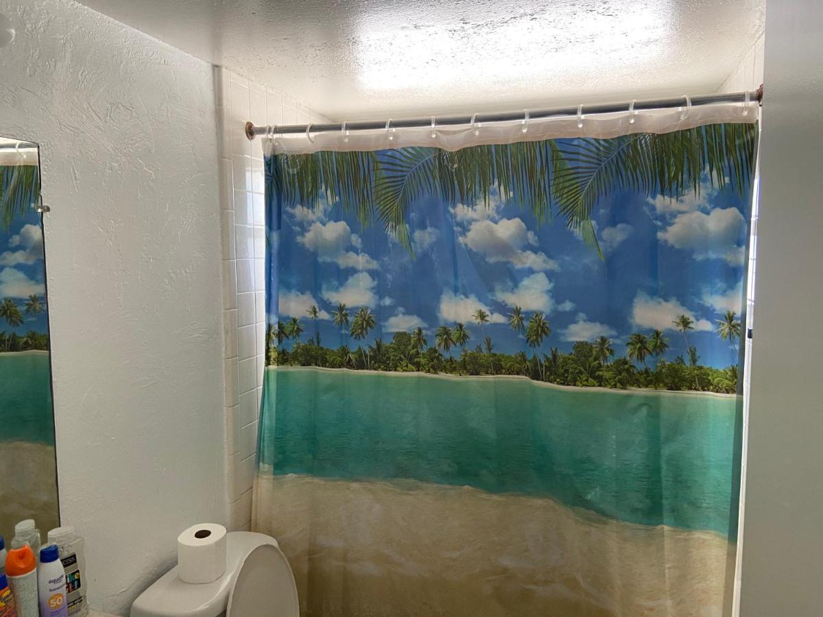 Private Room In A 2 Bedroom 1 Bathroom Shared With Host, On The Beach, Surrounded By Resorts, Only 2 People Max St. Pete Beach Kültér fotó